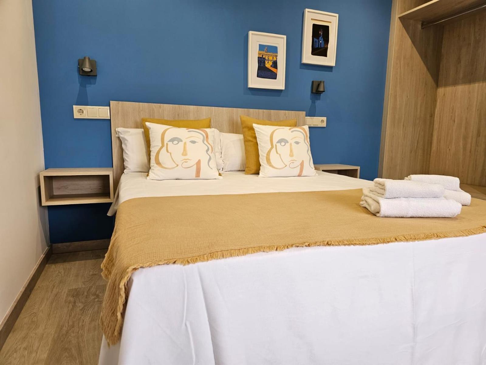 Inicia Avio Apartamentos Santiago de Compostela Exteriör bild